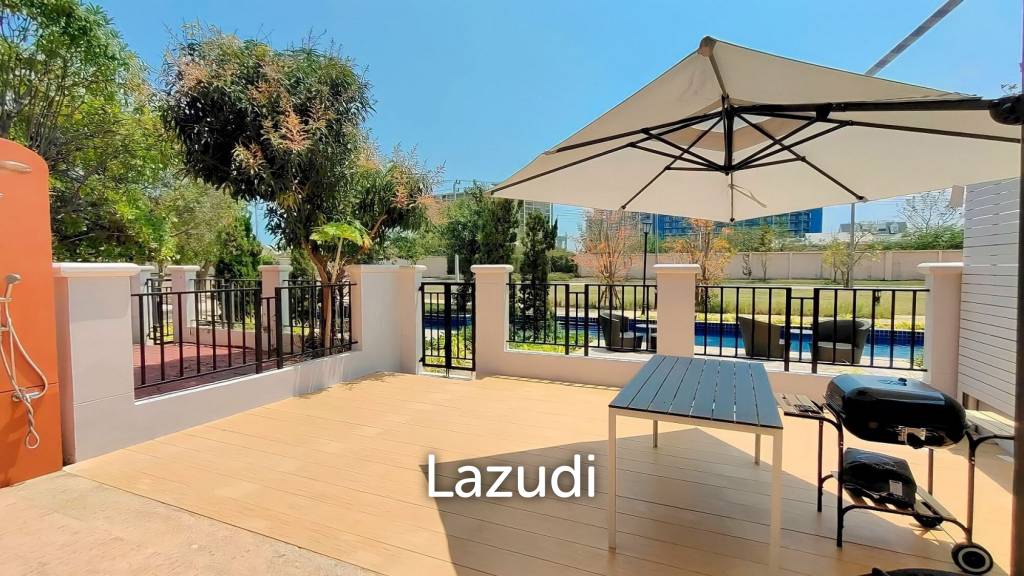 Boulevard Tuscany : Luxury 2 Bedroom Townhouse in , Cha-Am