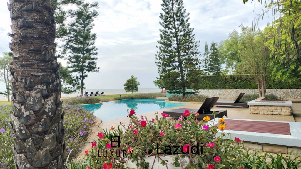 Boulevard Tuscany : Luxury 2 Bedroom Townhouse in , Cha-Am