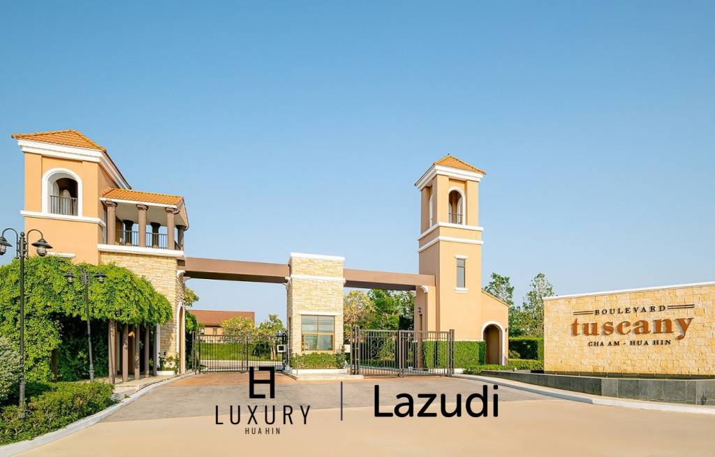 Boulevard Tuscany : Luxury 2 Bedroom Townhouse in , Cha-Am