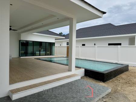 Modern 3 Bedroom Villa with Pool in Hua Hin