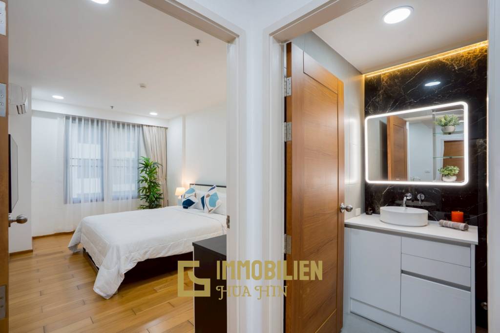 คอนโด 2 ห้องนอนรีโนเวทใหม่ริมทะเล ที่บ้านแสนสุข หัวหิน