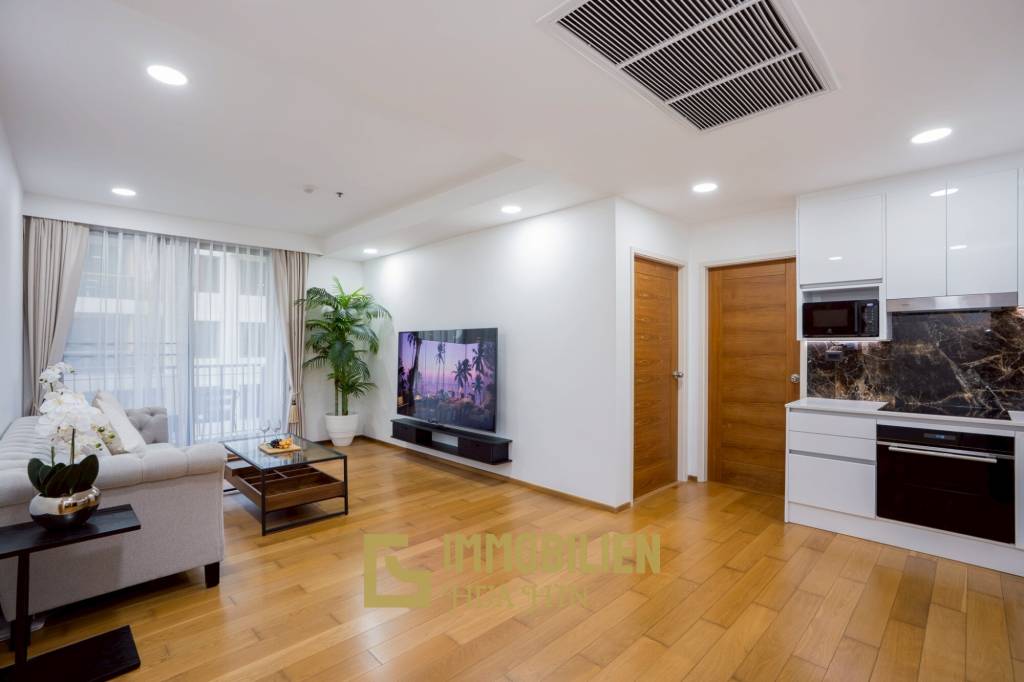 คอนโด 2 ห้องนอนรีโนเวทใหม่ริมทะเล ที่บ้านแสนสุข หัวหิน