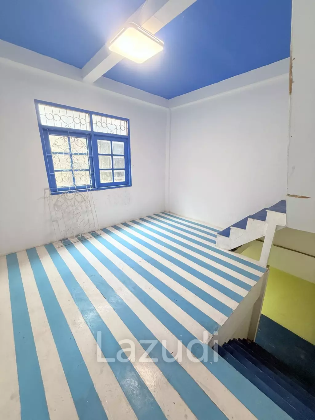 Spacious Townhouse for Sale in Yan Nawa Bangkok