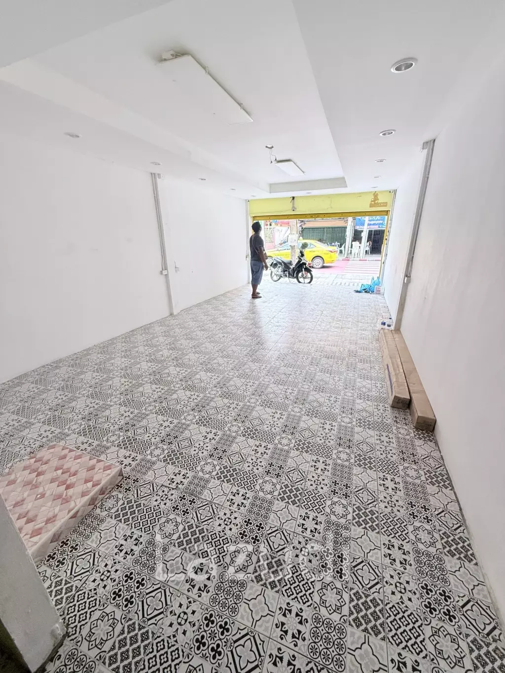 Spacious Townhouse for Sale in Yan Nawa Bangkok