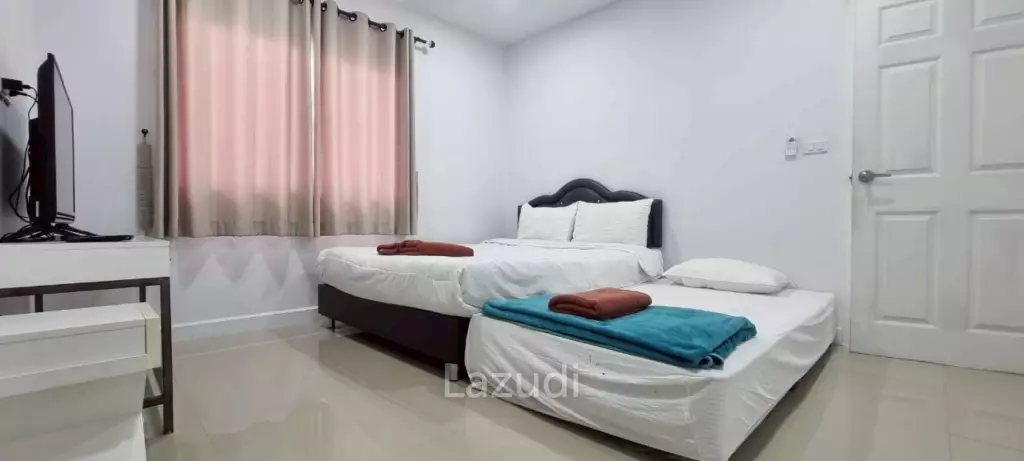 5 Bedrooms 6 Bathrooms 222 SQ.M. Baan Koon Suk