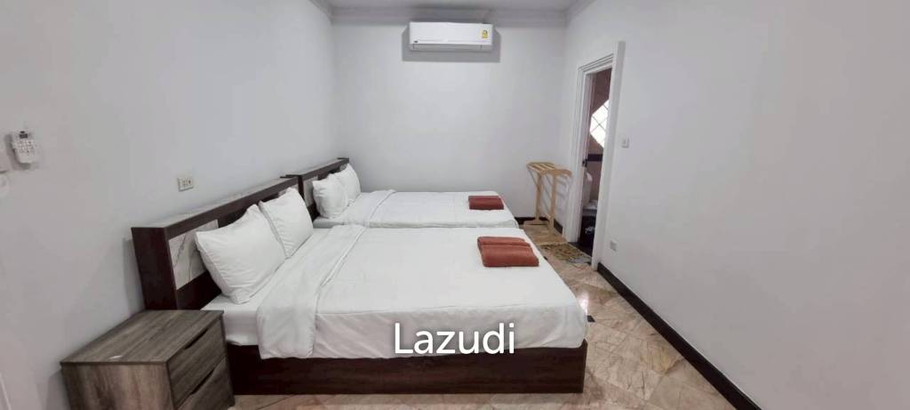 5 Bedrooms 6 Bathrooms 222 SQ.M. Baan Koon Suk