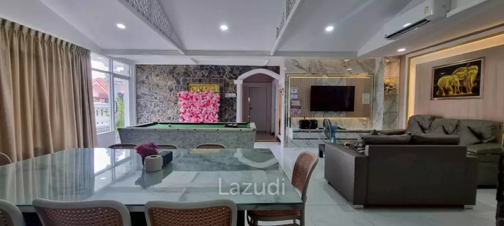 5 Bedrooms 6 Bathrooms 222 SQ.M. Baan Koon Suk