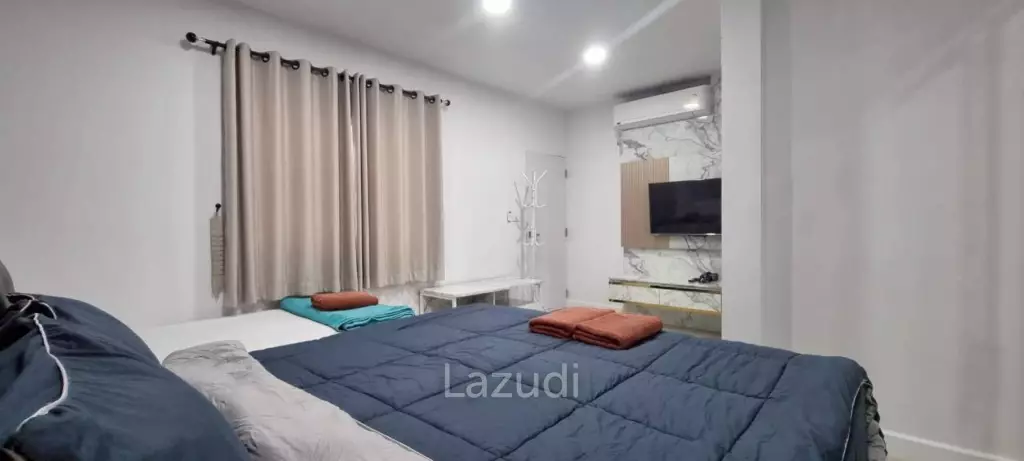 5 Bedrooms 6 Bathrooms 222 SQ.M. Baan Koon Suk