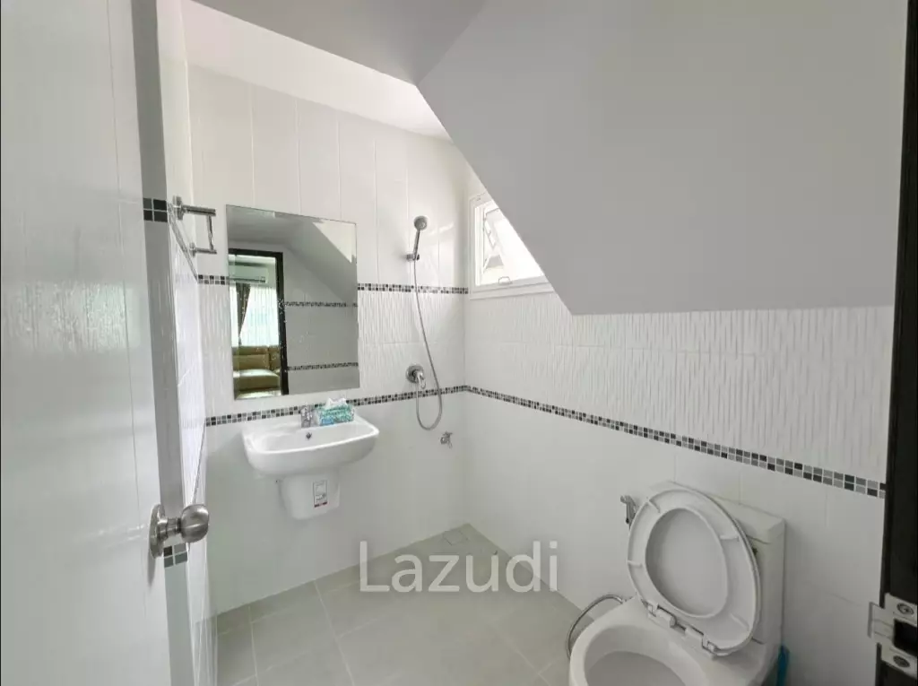 3-Bedroom Detached House for Rent in Thalang
