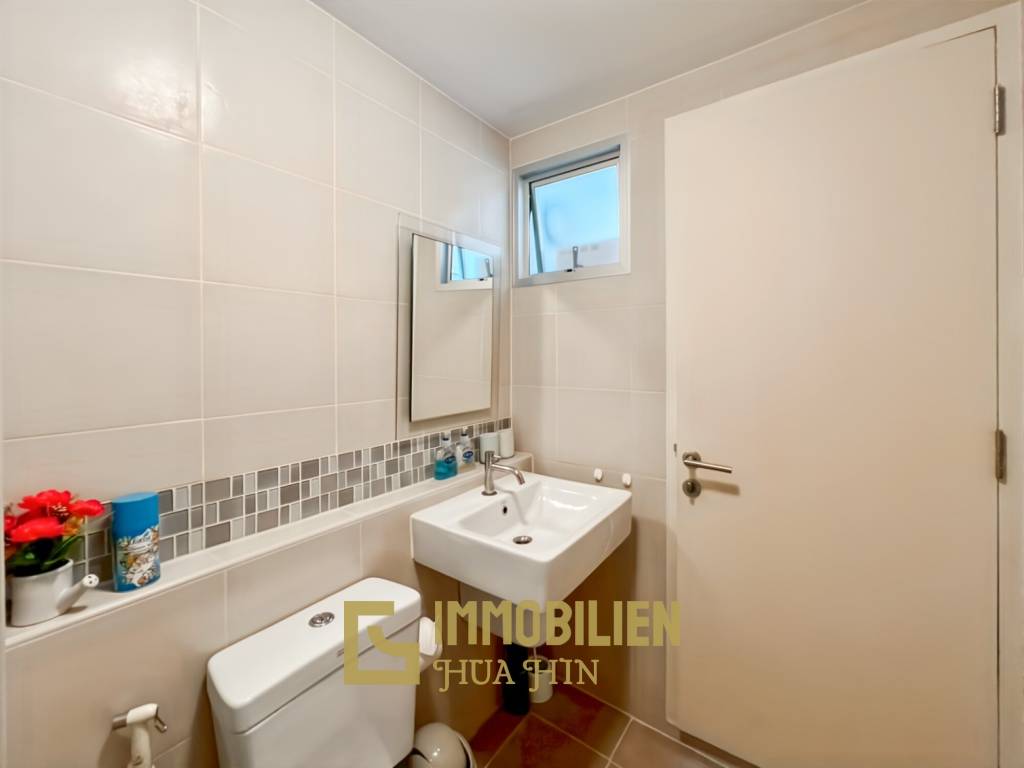 500 Meter zum Strand / 24 Stunden Sicherheitsdienst / Viele Restaurants + Einkaufsmöglichkeiten in der Nähe