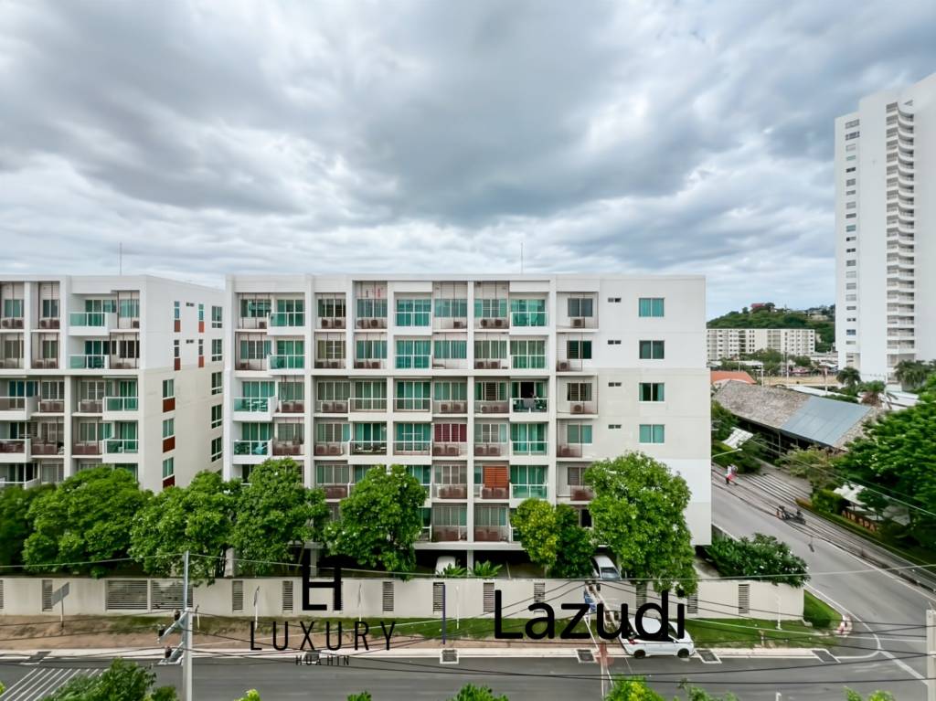 500 метров до пляжа / Круглосуточная охрана / Рядом много ресторанов и магазинов