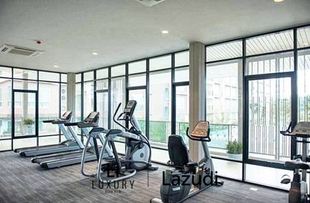 500 метров до пляжа / Круглосуточная охрана / Рядом много ресторанов и магазинов