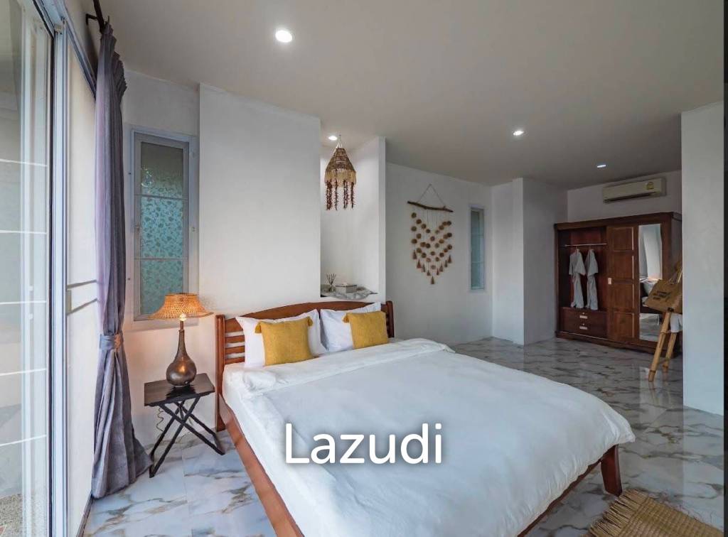 Spacious 5-Bedroom Villa with Mountain Views in Mae Nam Soi 2