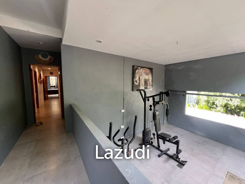 Spacious 5-Bedroom Villa with Mountain Views in Mae Nam Soi 2