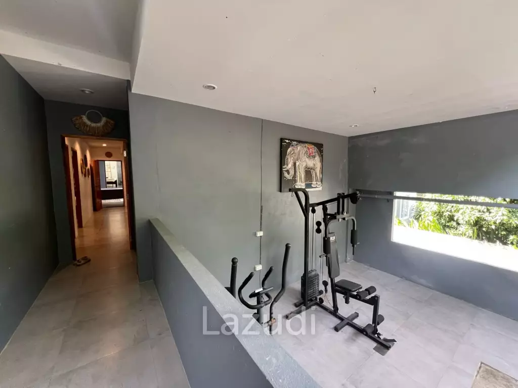 Spacious 5-Bedroom Villa with Mountain Views in Mae Nam Soi 2