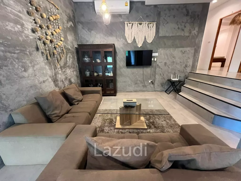 Spacious 5-Bedroom Villa with Mountain Views in Mae Nam Soi 2