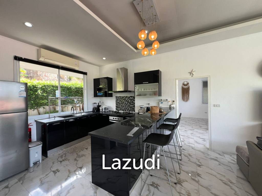 Spacious 5-Bedroom Villa with Mountain Views in Mae Nam Soi 2