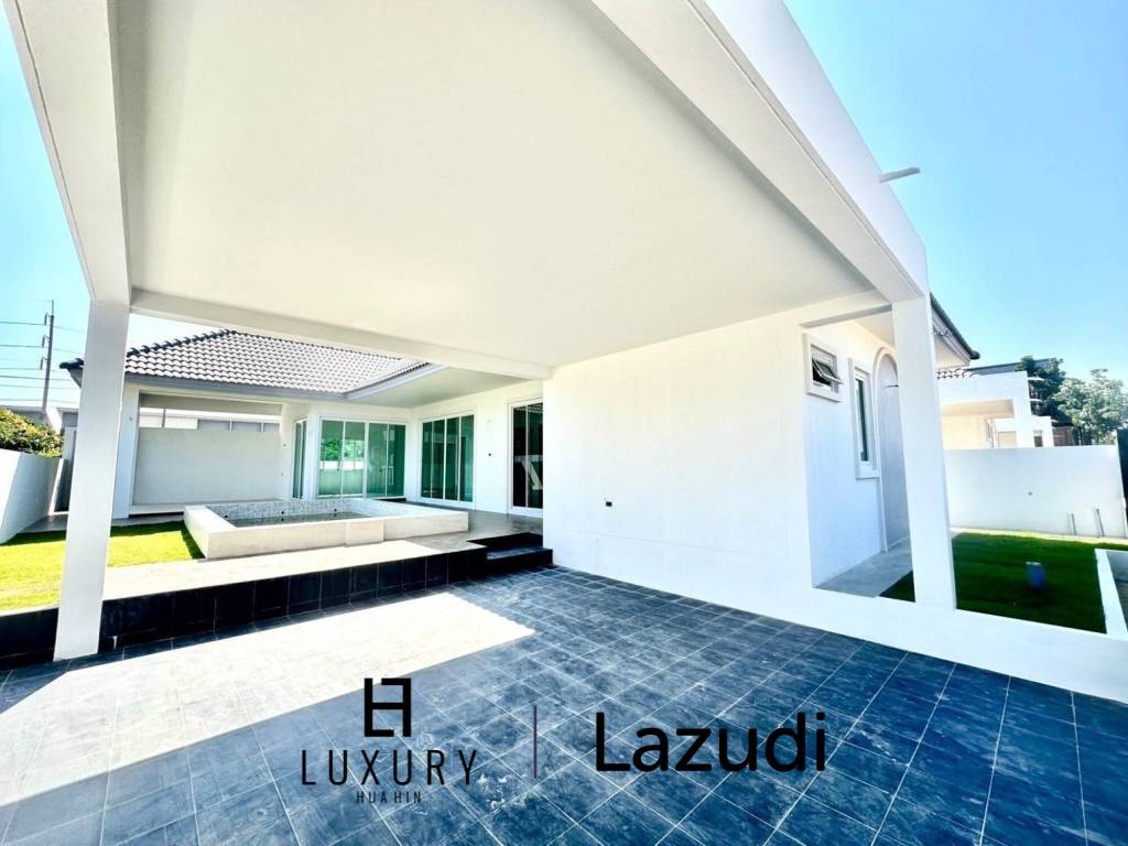 Brandneues frei stehendes Haus mit 3 Schlafzimmern in Soi 102