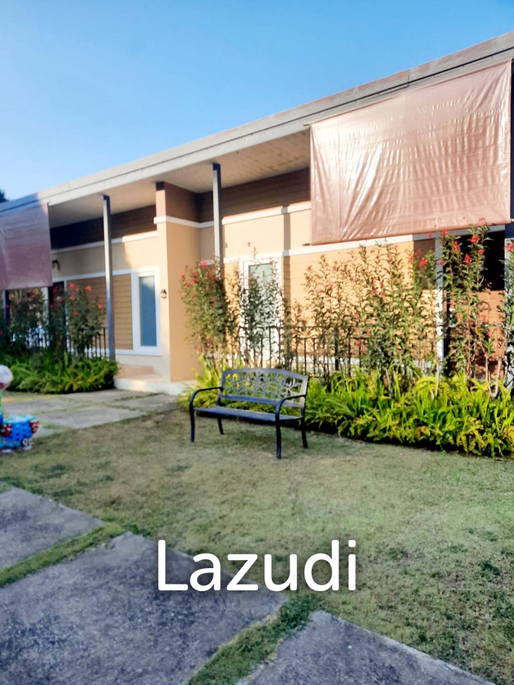 Lovely 8 Rooms Hotel For Sale Surrounded by Nature.