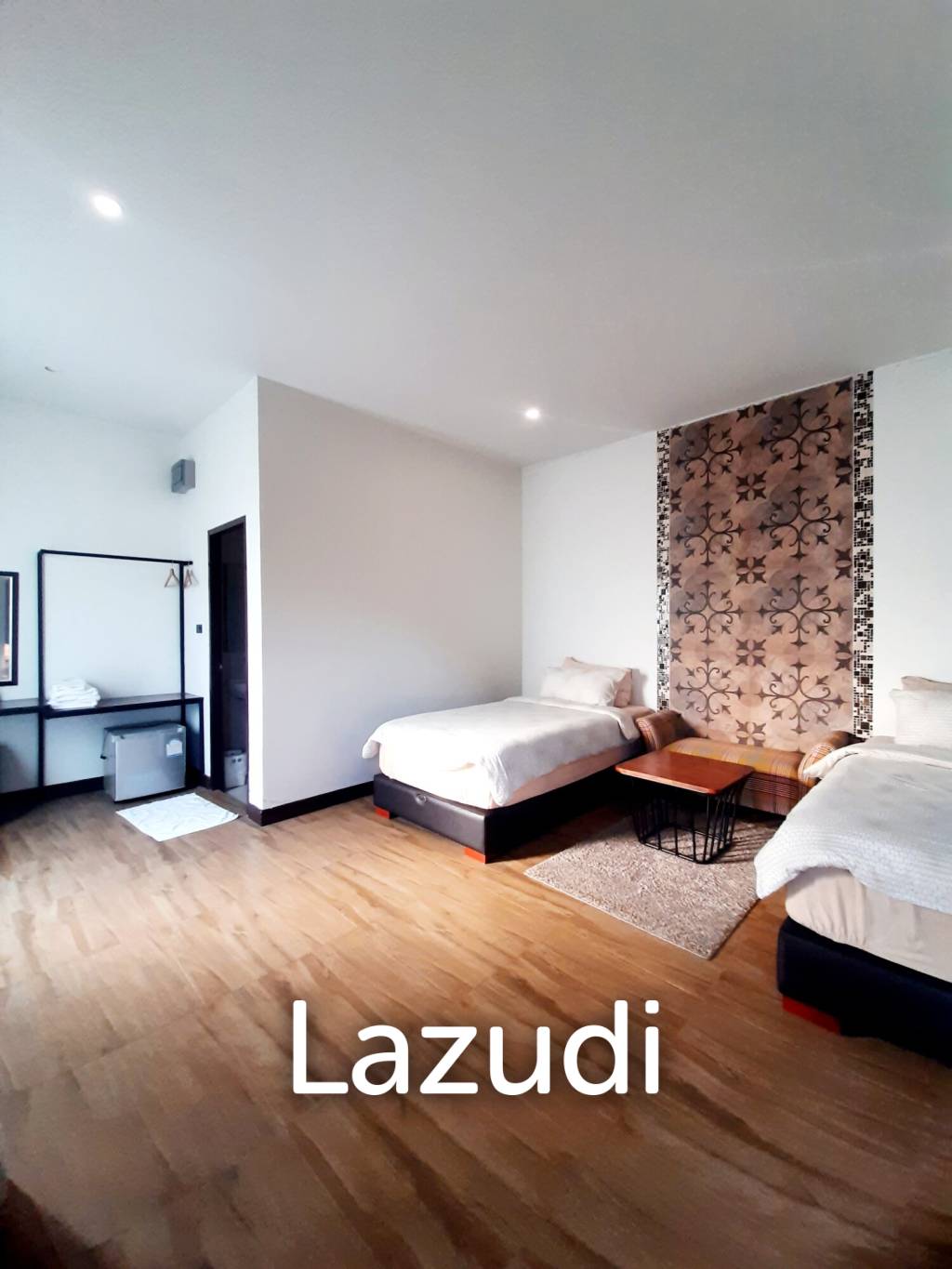 Lovely 8 Rooms Hotel For Sale Surrounded by Nature.