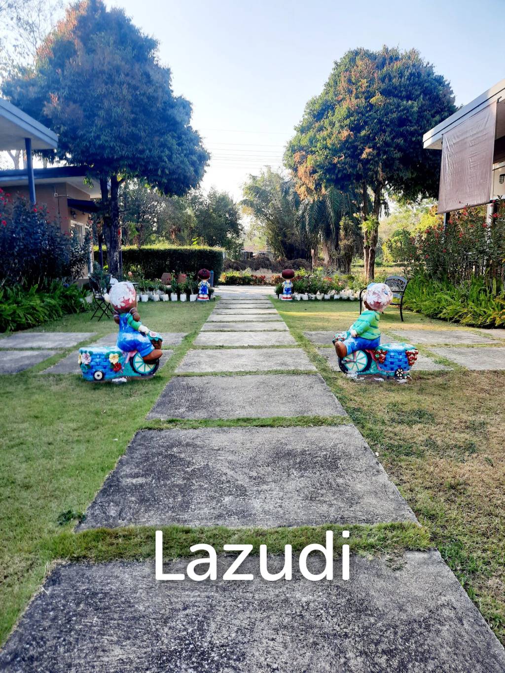 Lovely 8 Rooms Hotel For Sale Surrounded by Nature.