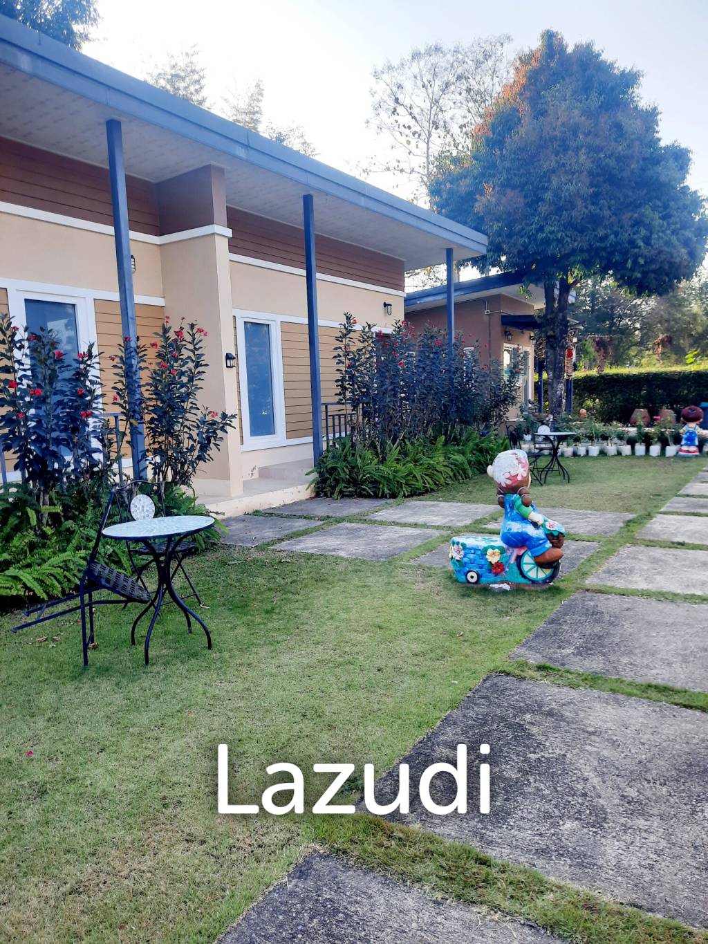 Lovely 8 Rooms Hotel For Sale Surrounded by Nature.