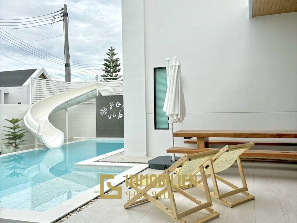 Minimalistische Villa mit 3 Schlafzimmern und Pool in Hua Hin