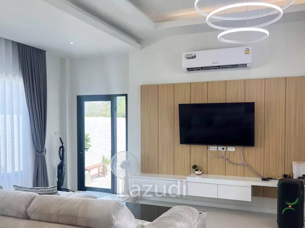 Minimal 3-Bedroom Villa with Pool in Hua Hin