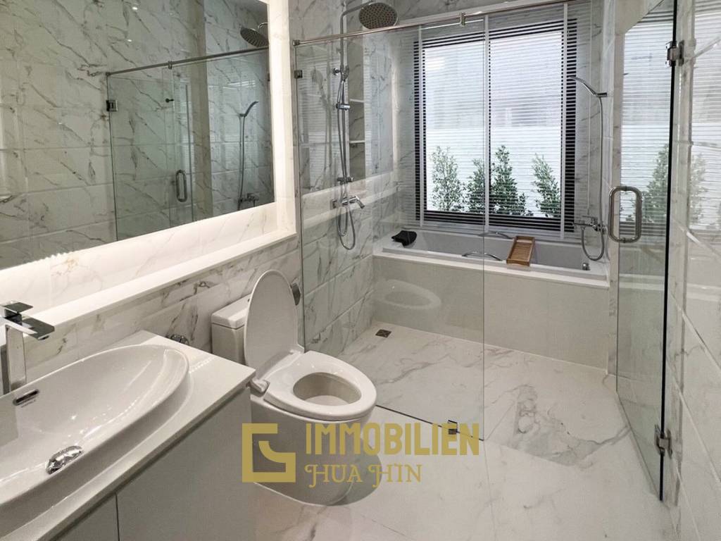 Minimalistische Villa mit 3 Schlafzimmern und Pool in Hua Hin