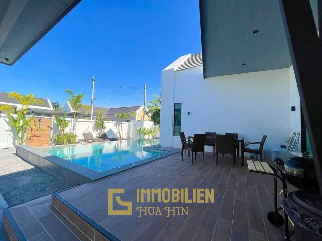 Minimalistische Villa mit 3 Schlafzimmern und Pool in Hua Hin