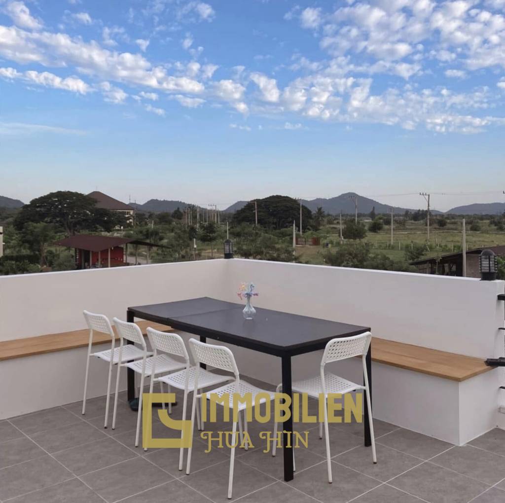 Minimalistische Villa mit 3 Schlafzimmern und Pool in Hua Hin