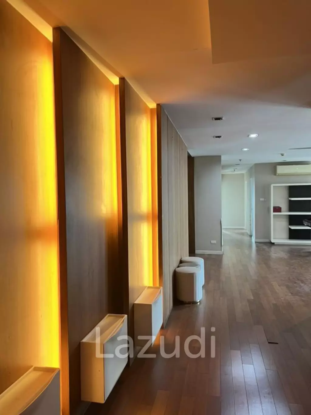 6 Bed 5 Bath 295 SQ.M Belle Grand Rama 9