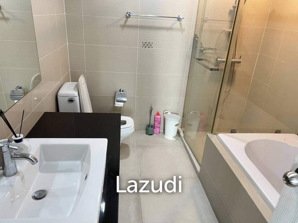 6 Bed 5 Bath 295 SQ.M Belle Grand Rama 9