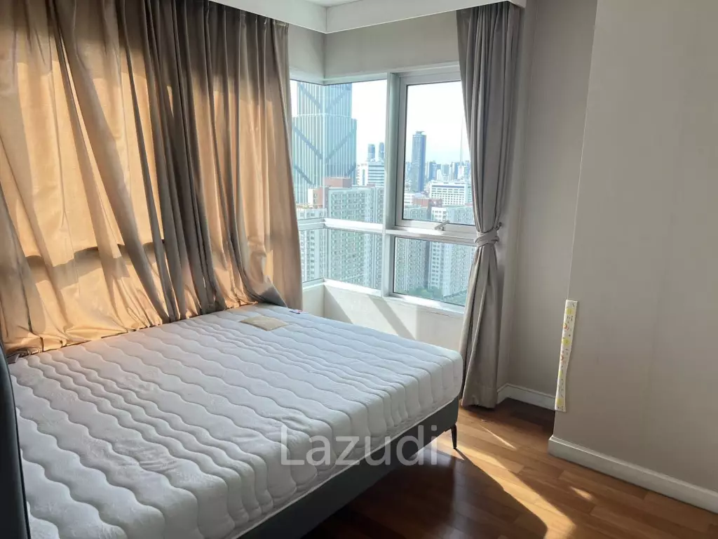 6 Bed 5 Bath 295 SQ.M Belle Grand Rama 9