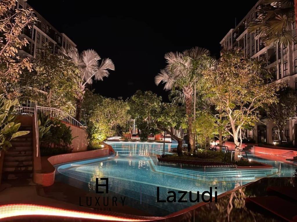 La Habana Hua Hin: 8 floor, bright condo for sale