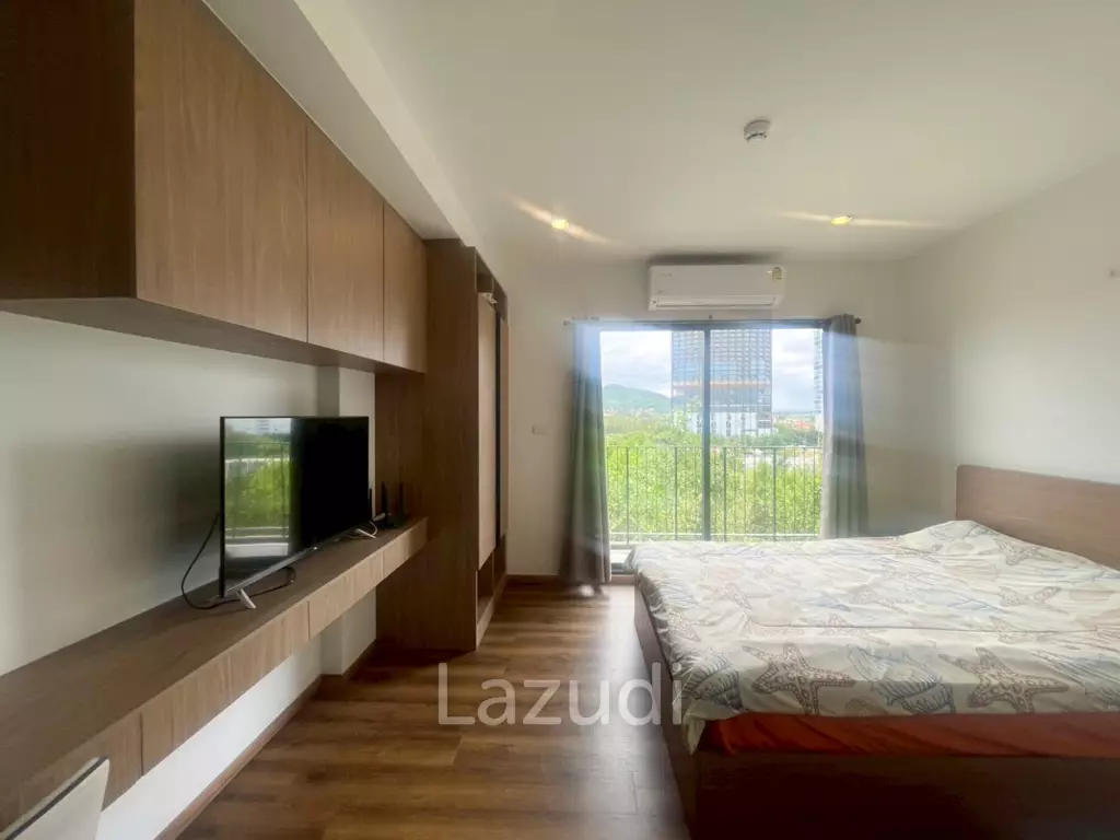 La Habana Hua Hin: 8 floor, bright condo for sale