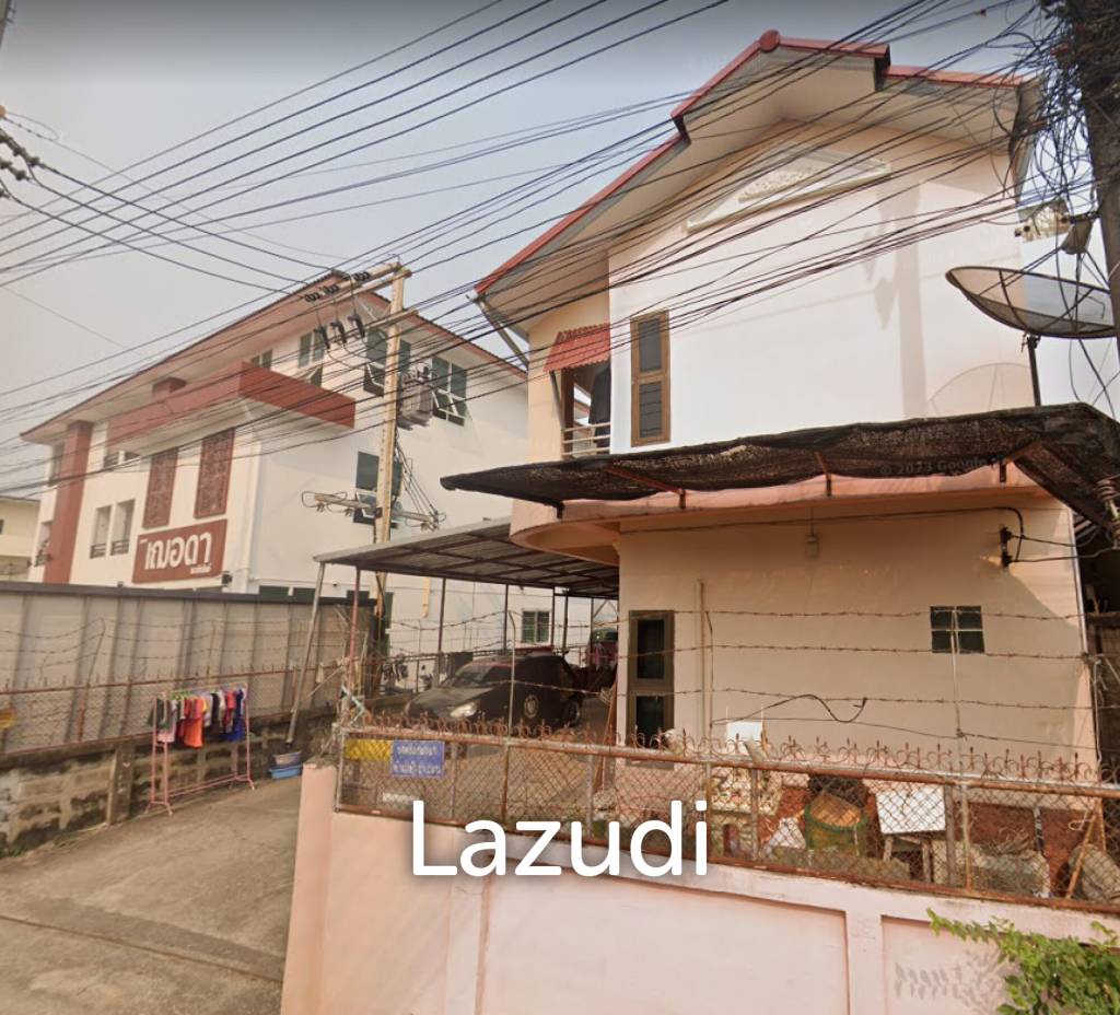 ขายหอพัก 16 ห้องในเมืองเชียงรายใกล้กับสถานศึกษาและย่านธุรกิจ
