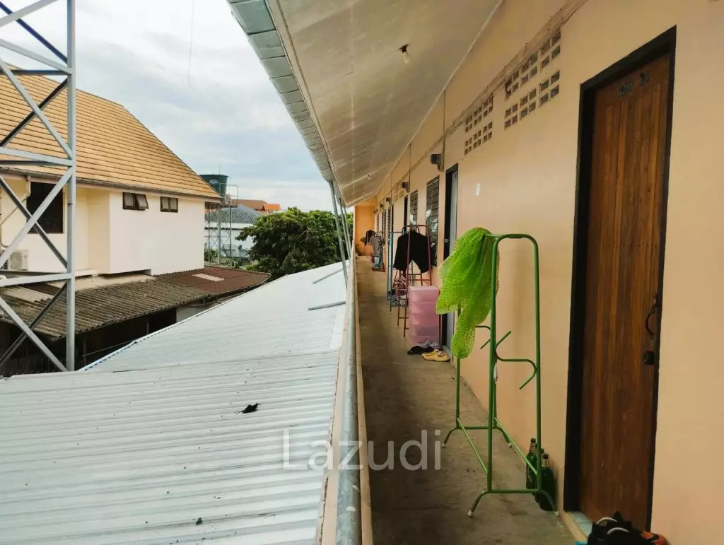 ขายหอพัก 16 ห้องในเมืองเชียงรายใกล้กับสถานศึกษาและย่านธุรกิจ