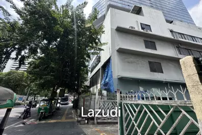 Prime Retail Space for Restaurant in Si Lom Bangkok