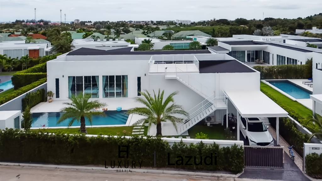 Mountain View 4-Bed Pool Villa in Phu Montra K-Haad Hua Hin