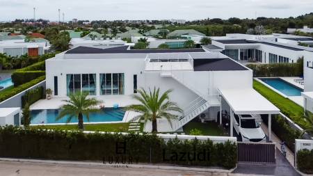 Mountain View 4-Bed Pool Villa in Phu Montra K-Haad Hua Hin