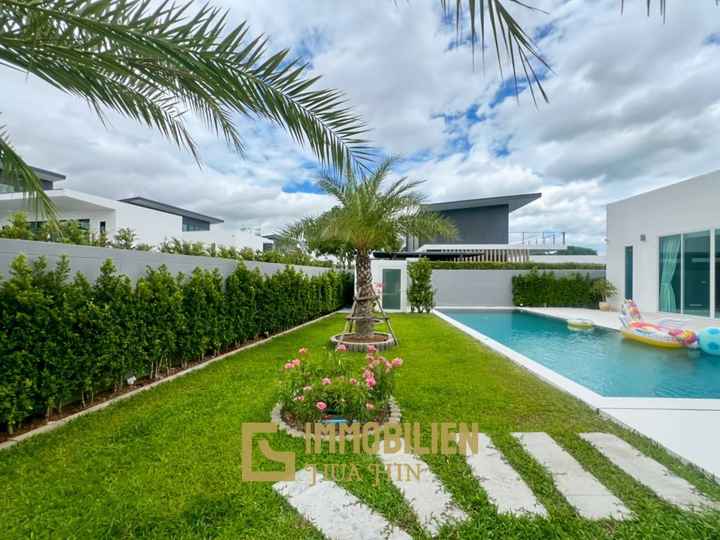 4 Schlafzimmer + 4 Bäder / 184 qm Wohnfläche / Pool