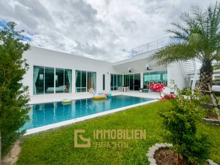 4 Schlafzimmer + 4 Bäder / 184 qm Wohnfläche / Pool