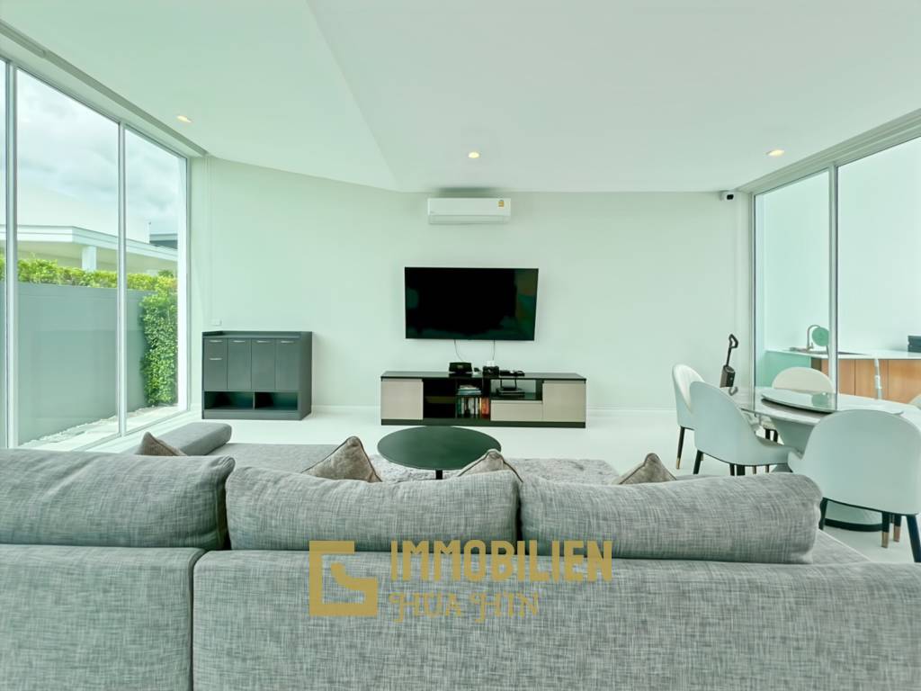 4 Schlafzimmer + 4 Bäder / 184 qm Wohnfläche / Pool