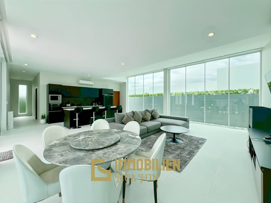 4 Schlafzimmer + 4 Bäder / 184 qm Wohnfläche / Pool