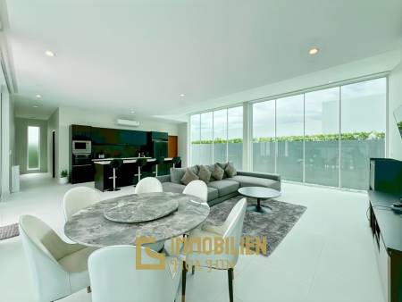 4 Schlafzimmer + 4 Bäder / 184 qm Wohnfläche / Pool