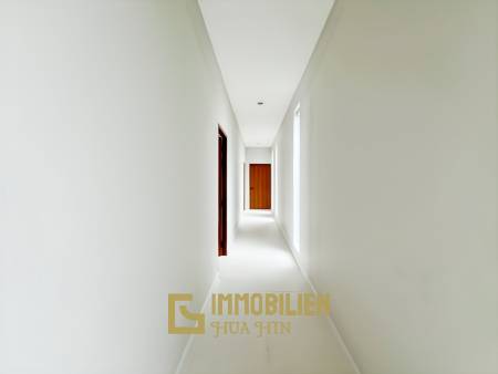 4 Schlafzimmer + 4 Bäder / 184 qm Wohnfläche / Pool