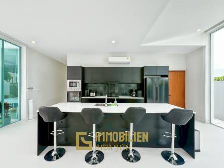 4 Schlafzimmer + 4 Bäder / 184 qm Wohnfläche / Pool