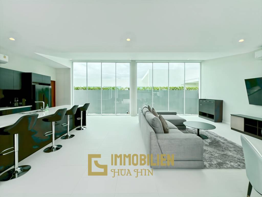 4 Schlafzimmer + 4 Bäder / 184 qm Wohnfläche / Pool