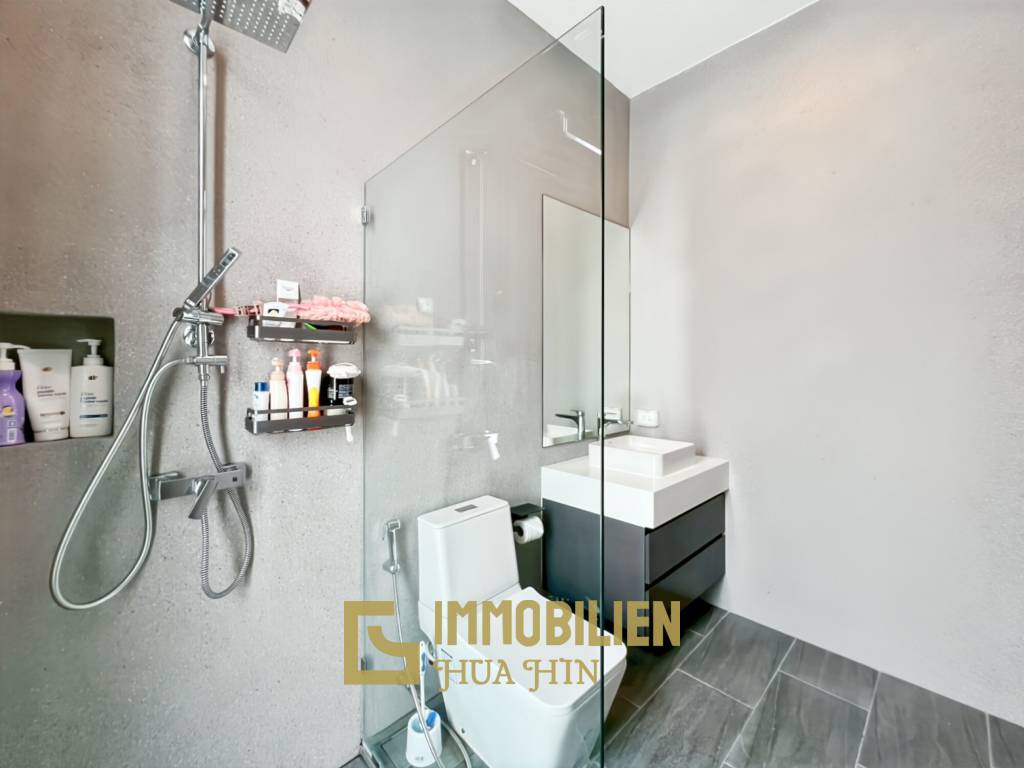 4 Schlafzimmer + 4 Bäder / 184 qm Wohnfläche / Pool